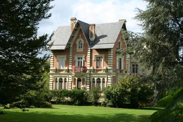 Chateau De Belle Poule Les Ponts-de-Ce Ngoại thất bức ảnh